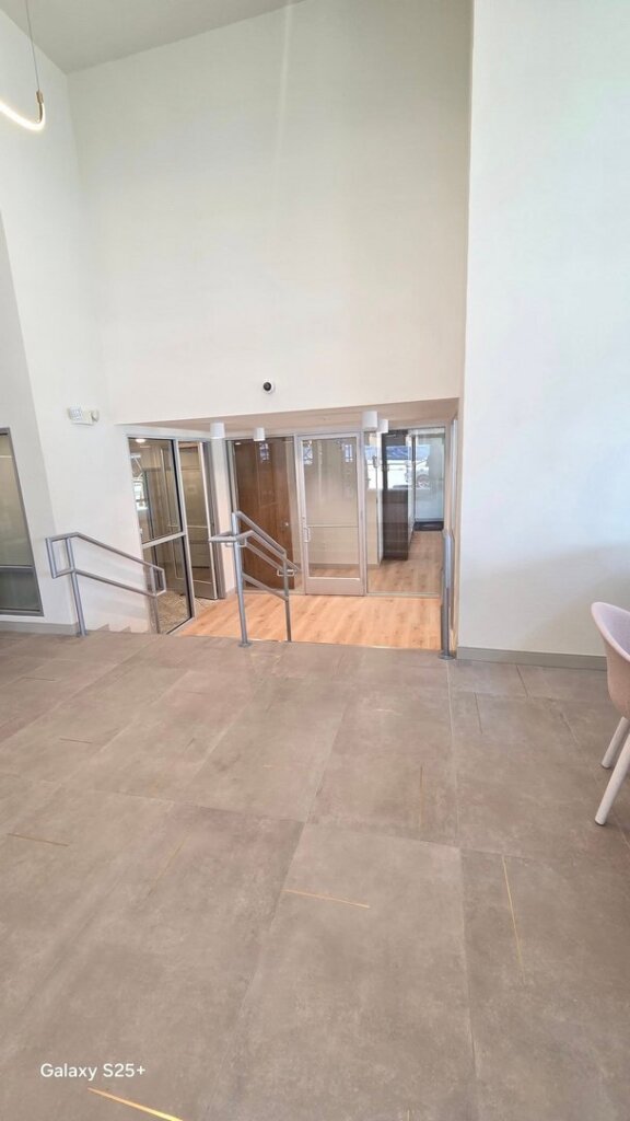 Commercial cleaning services in Denver, CO and surrounding areas. Give us a call today!