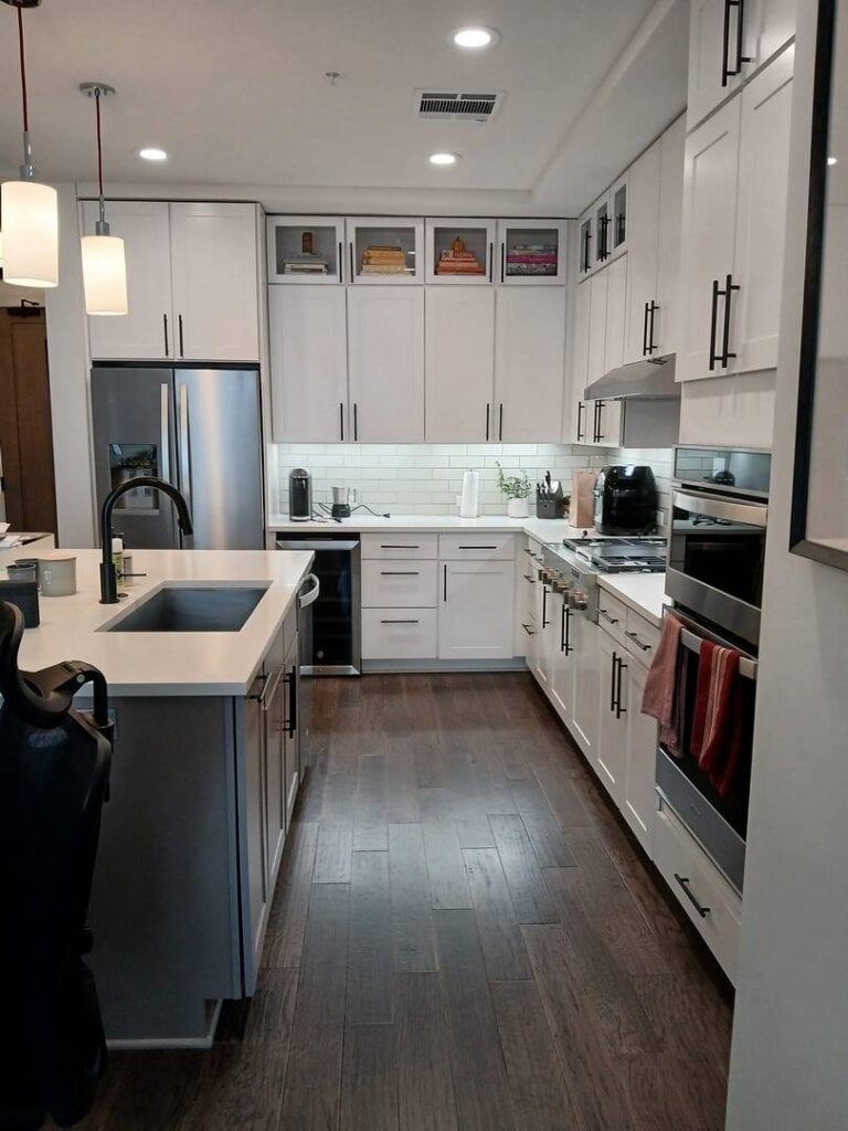 Residential cleaning service in Denver, CO and surrounding areas. Give us a call for a free quote!